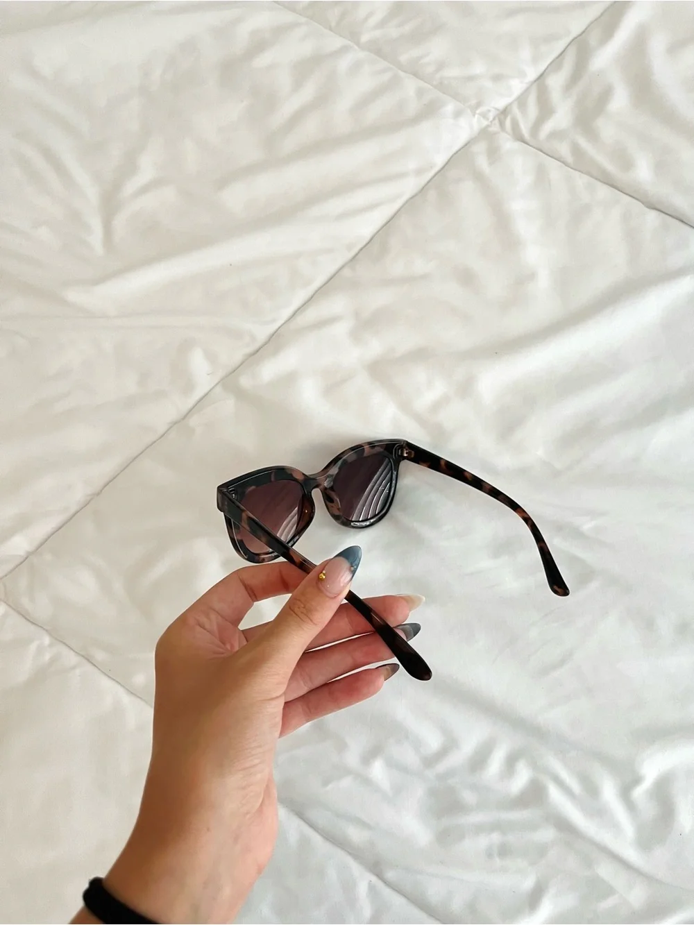 Boutique Brown sunglasses